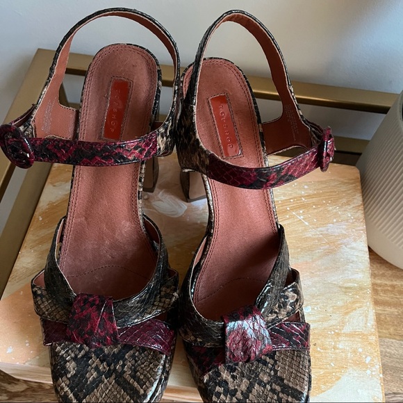 TopShop Snake Print Heeled Sandals - Picture 10 of 11